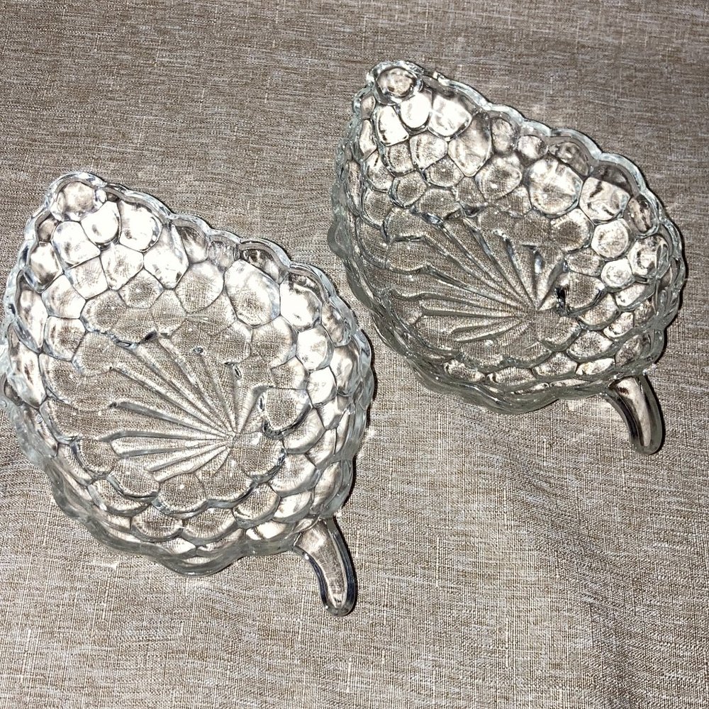 SET OF 2 VINTAGE ANCHOR HOCKING CRYSTAL GRAPE CLUSTER CANDY DISHES